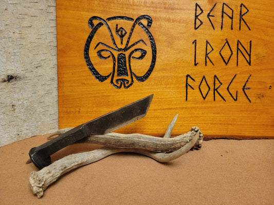 Railroad spike tanto